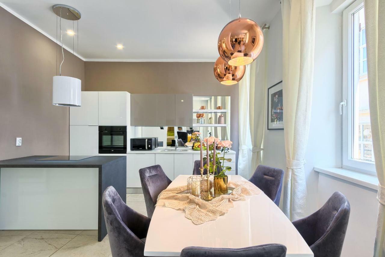 Hedone Luxury Apartment With Free Parking Pula Buitenkant foto