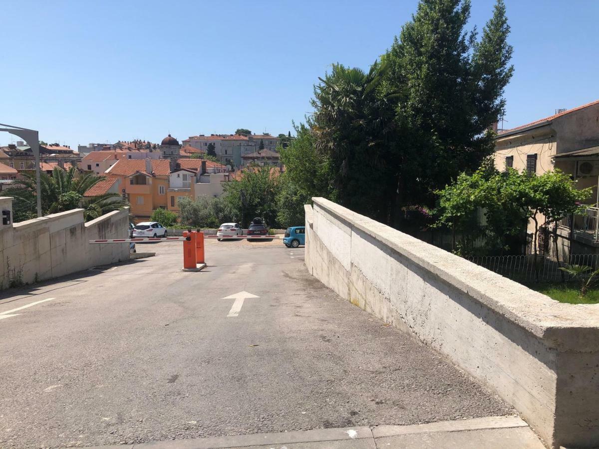 Hedone Luxury Apartment With Free Parking Pula Buitenkant foto