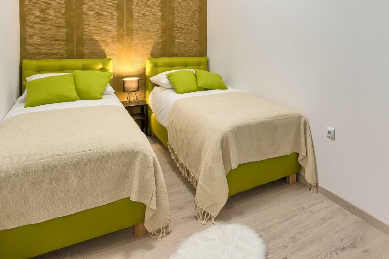 Hedone Luxury Apartment With Free Parking Pula Buitenkant foto
